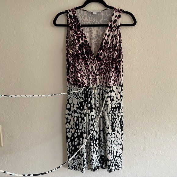 LIKE NEW! Diane Von Furstenberg DVF Oblixe cheetah faux wrap sleeveless dress 10 - Picture 6 of 17